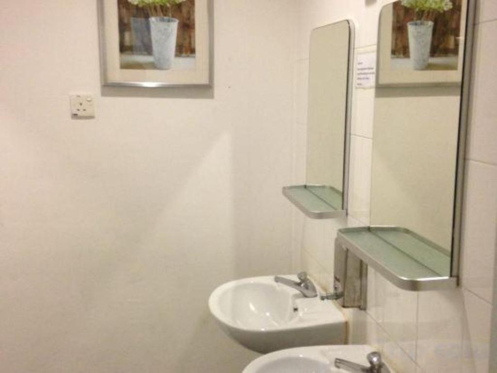Asrama G4 Station Backpackers Singapura